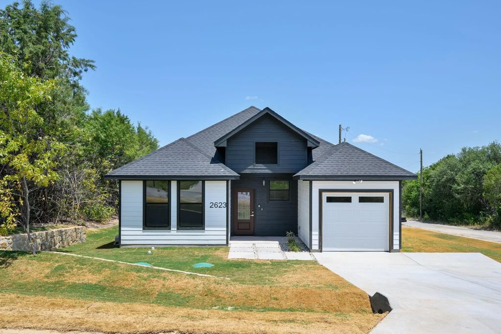 2623 Creekview Drive, Granbury
