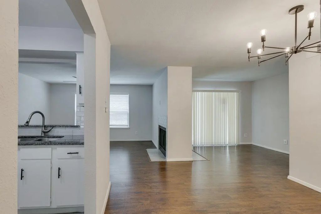 5300 Keller Springs Road 1057, Dallas