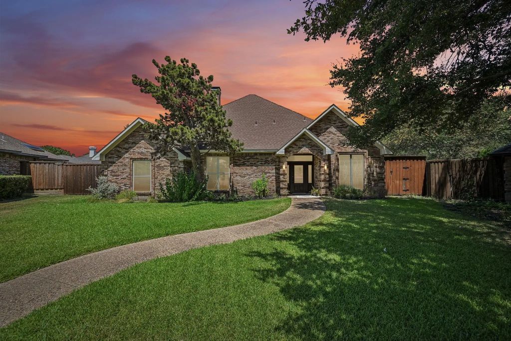925 Spring Brook Drive, Allen