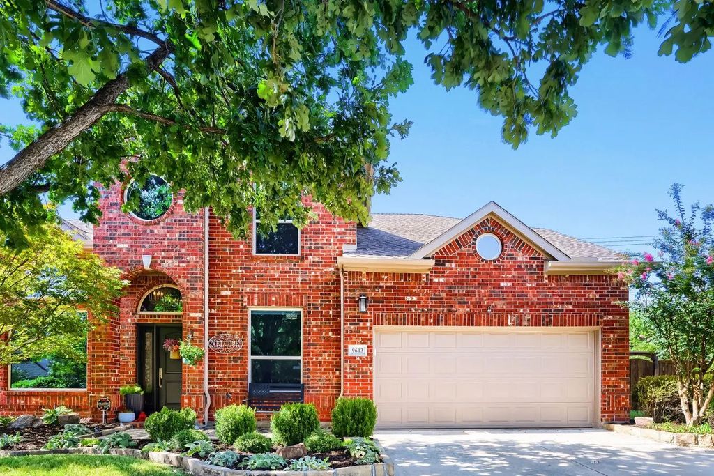 9603 Honeysuckle Drive, Frisco