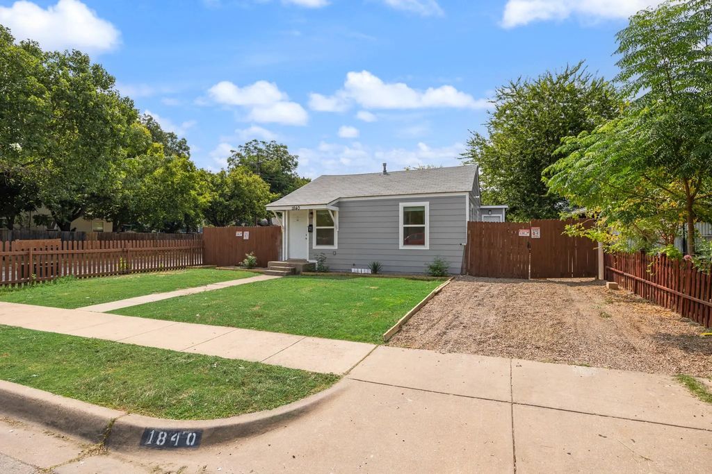 1840 Portland Avenue, Fort Worth