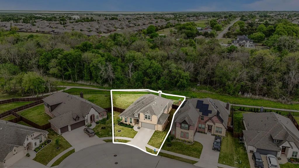 485 W Autumn Hill Bluff, Lavon