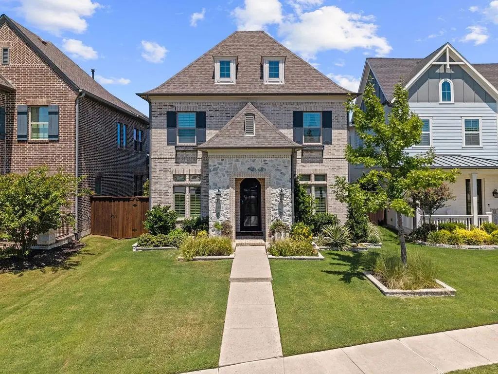 2821 Waverly, The Colony