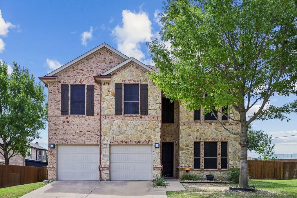 5929 Clipper Lane, Fort Worth