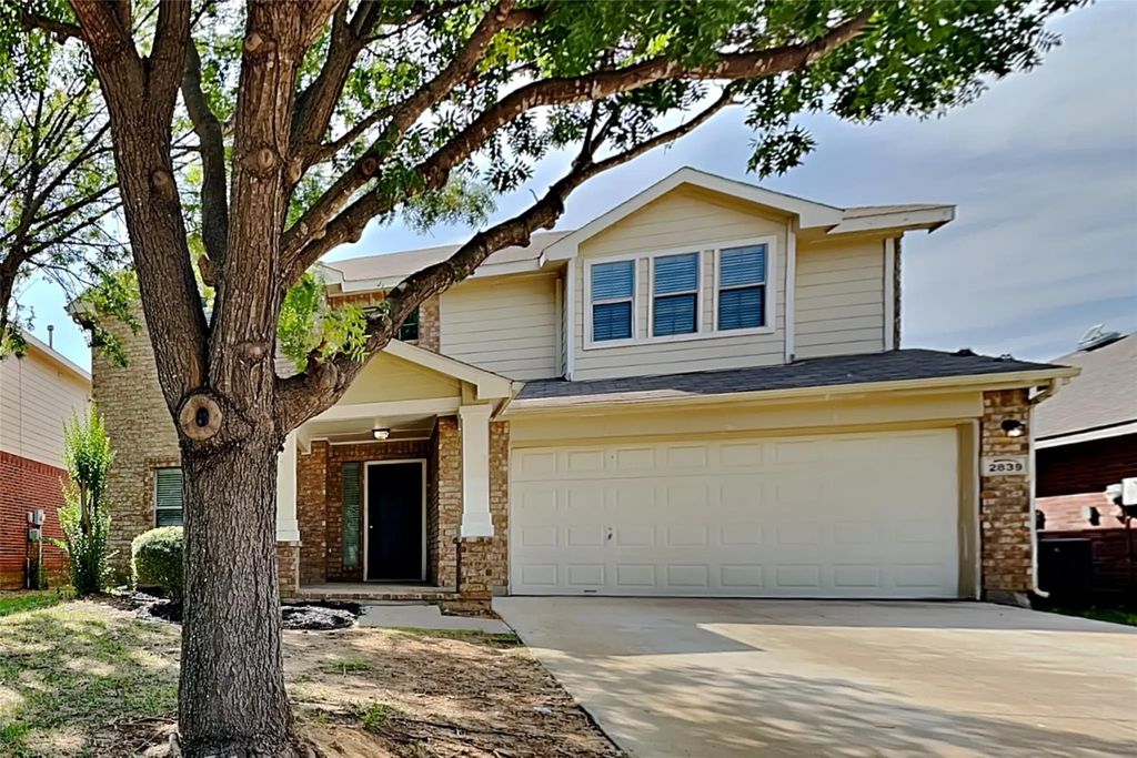2839 Park Place Drive, Grand Prairie