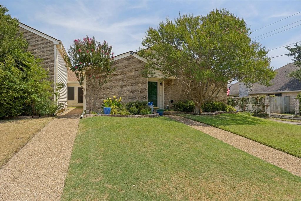 16406 Lauder Lane, Dallas