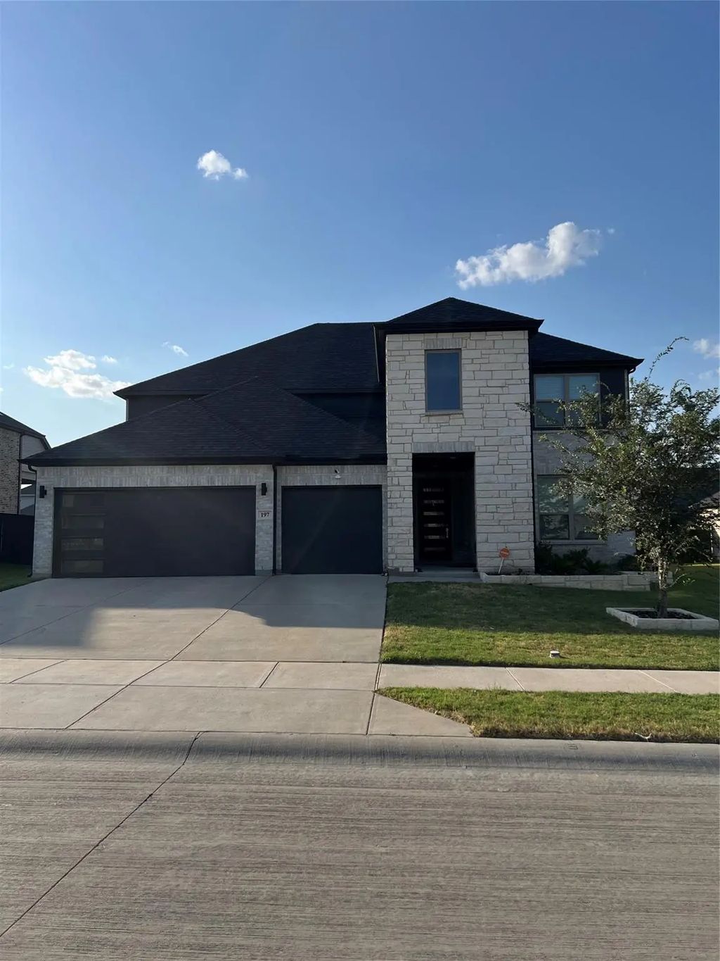 197 Western Way, Waxahachie