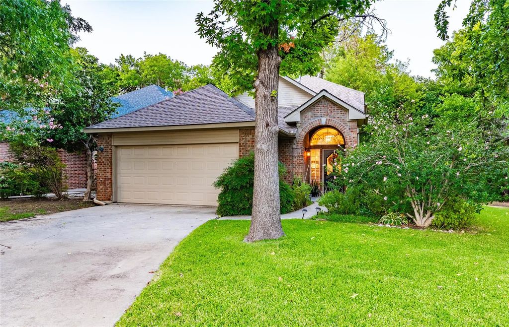 3001 Brookshire Drive, Plano