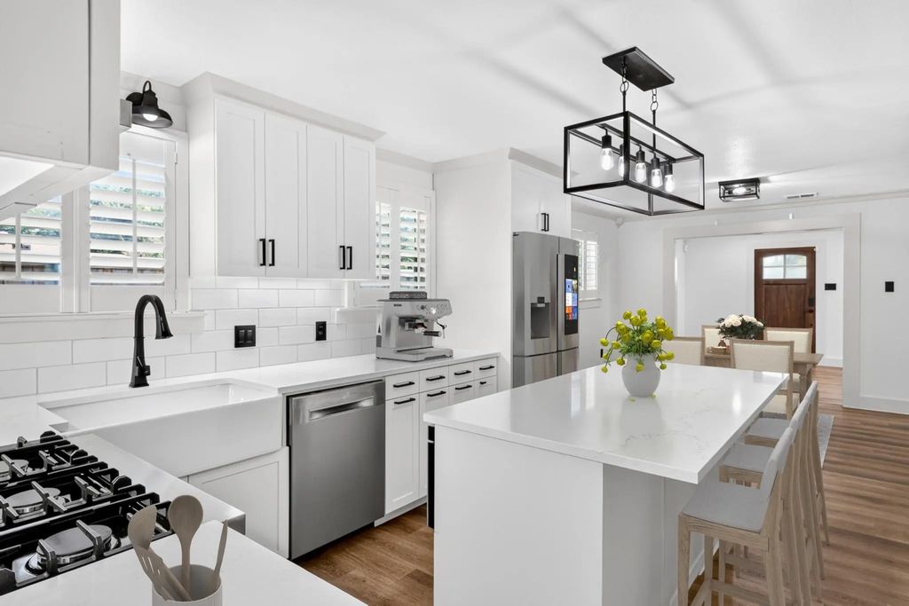 3459 Palacios Avenue, Dallas