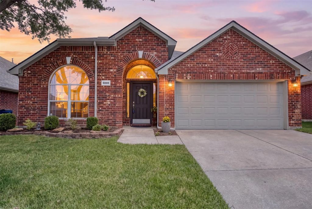 6880 Longhorn Trail, Frisco