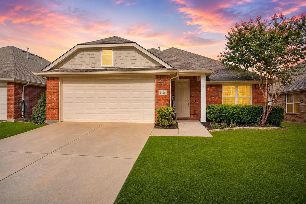 1421 Danielle Creek Drive, Little Elm