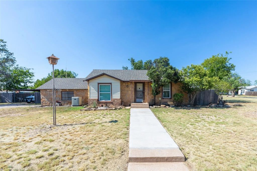 2610 S 25th Street, Abilene