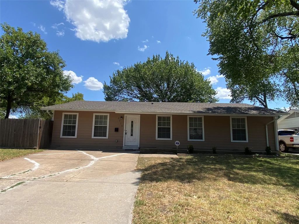 2516 Trinity Street, Irving