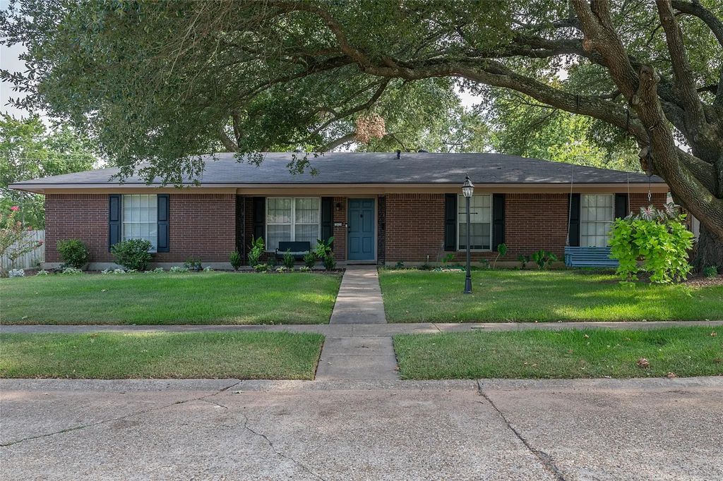 203 Schaub Drive, Shreveport