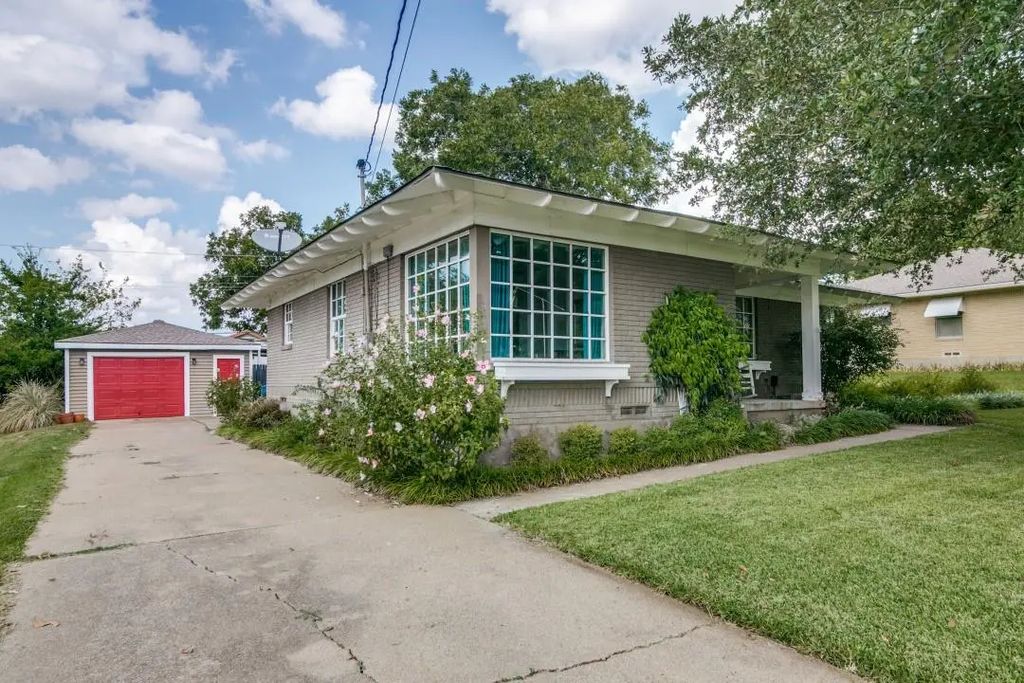 504 W Kaufman Street, Rockwall