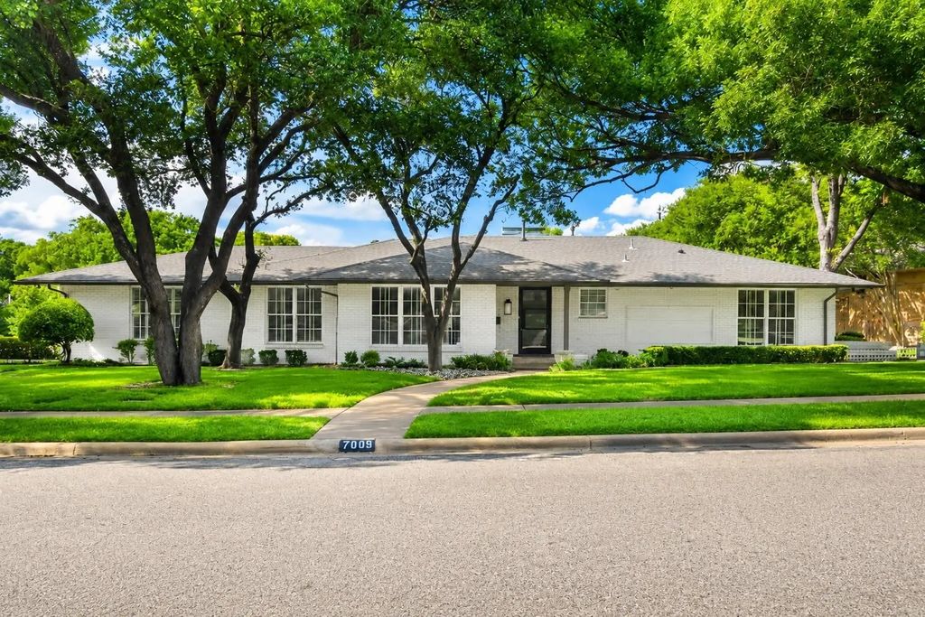 7009 Eudora Drive, Dallas