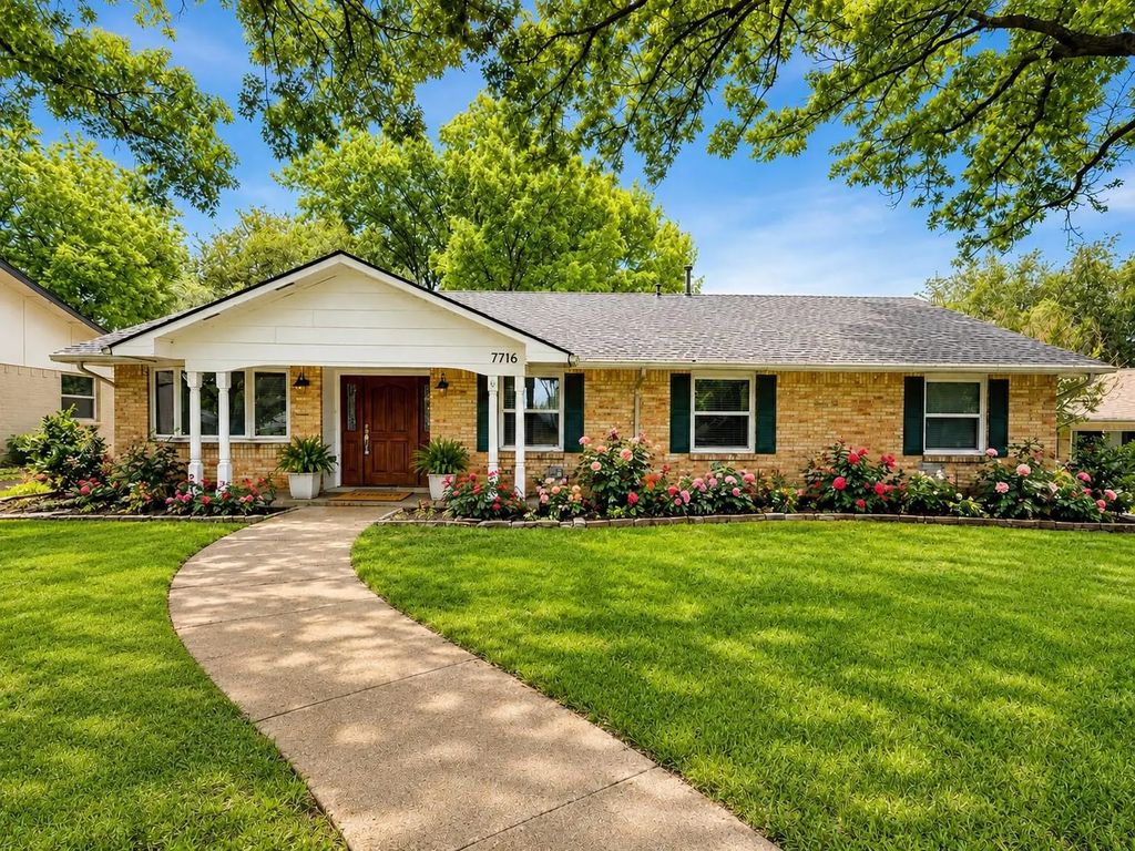 7716 El Santo Lane, Dallas