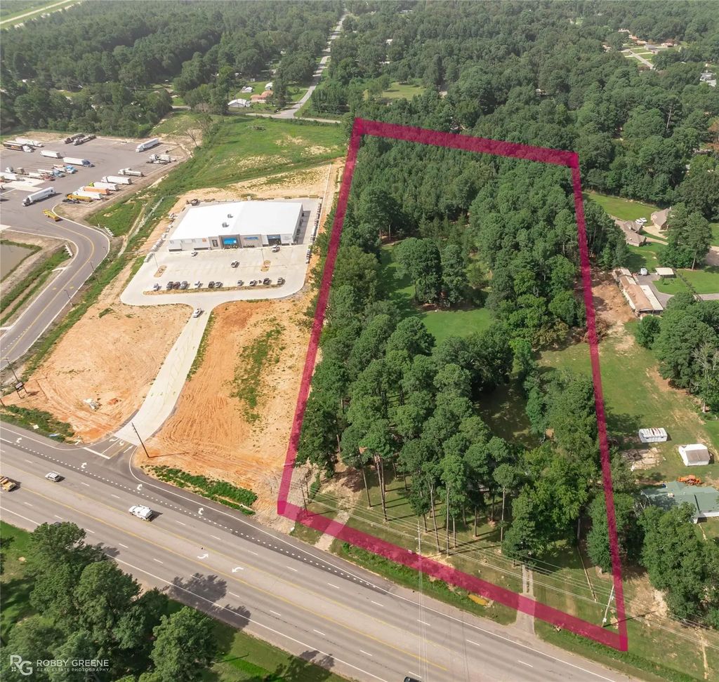 5304 North Market Street, Shreveport