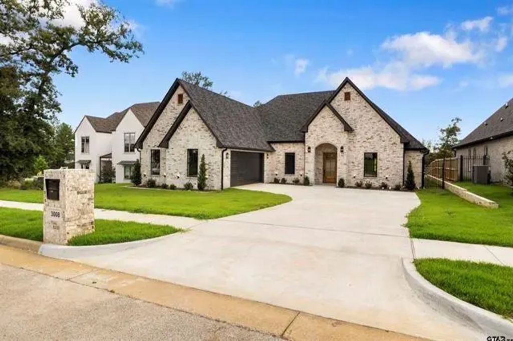 3008 Forest Trail, Tyler
