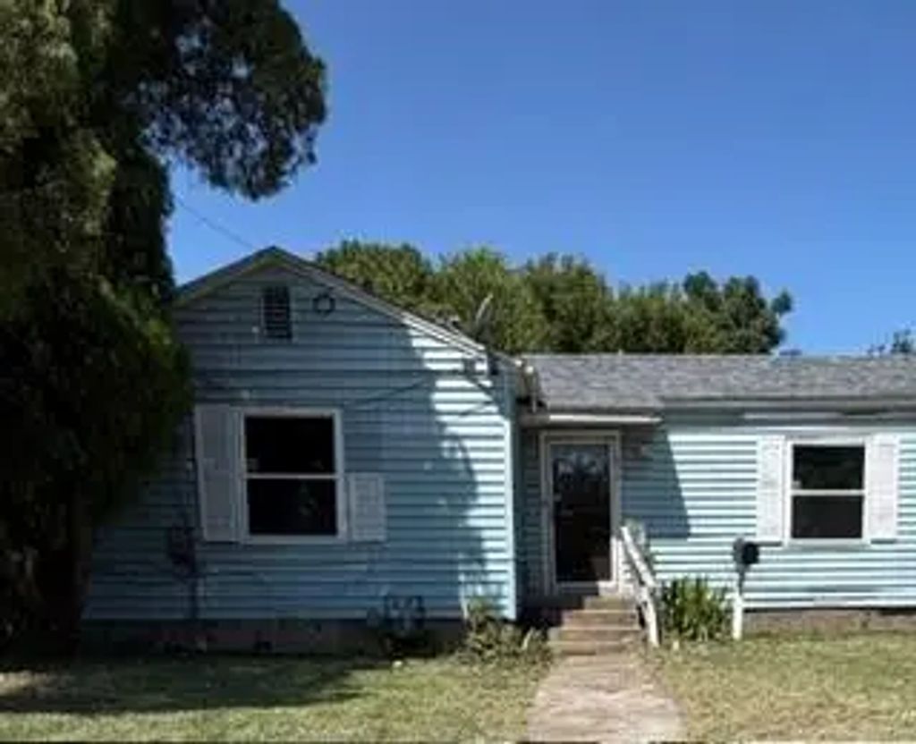 819 Bonnie View Road, Dallas