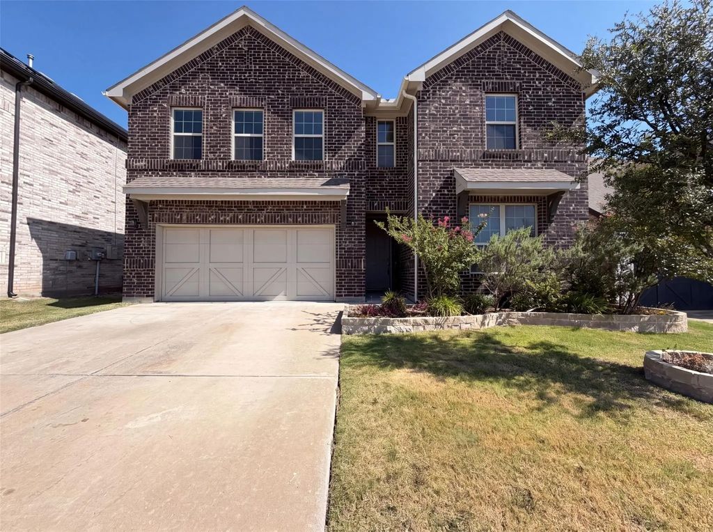 5904 Saddle Pack Drive, Fort Worth
