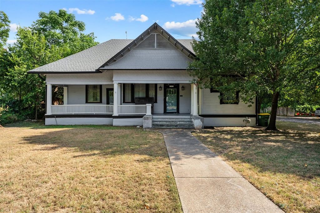 400 Capps Street, Marlin