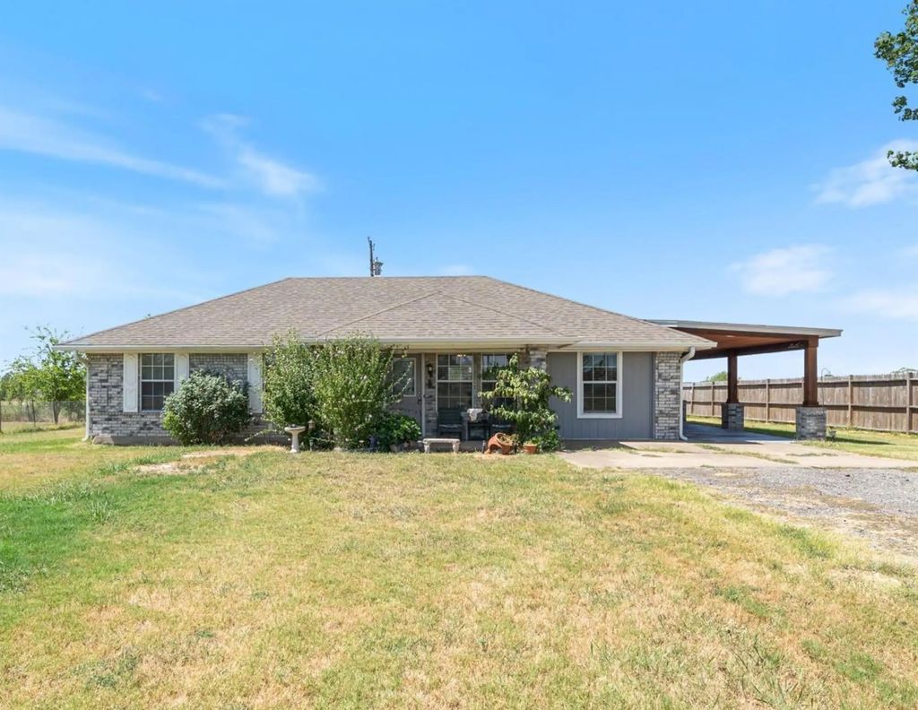 4676 County Road 107, Kaufman