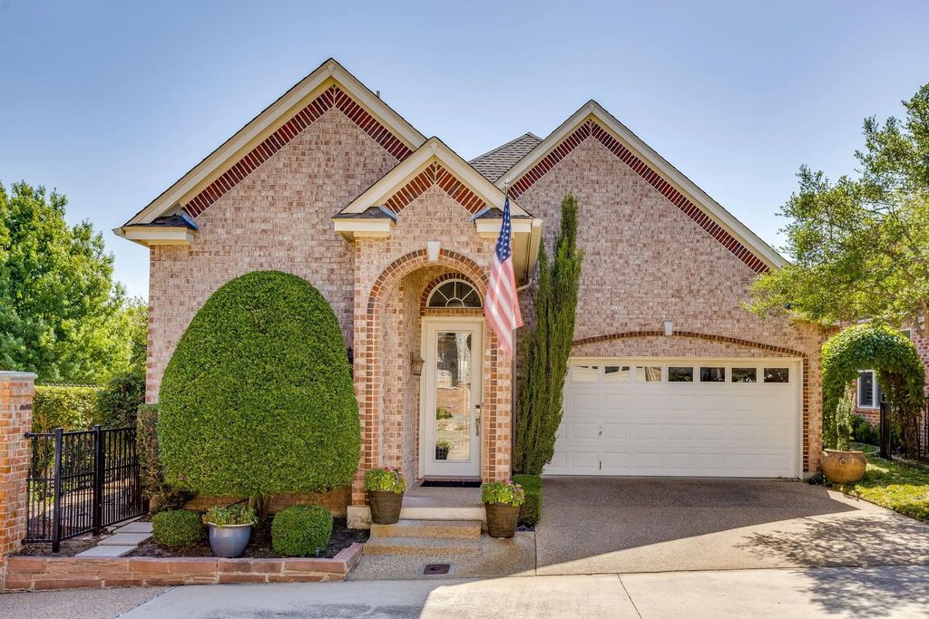 5065 Pershing Avenue, Fort Worth