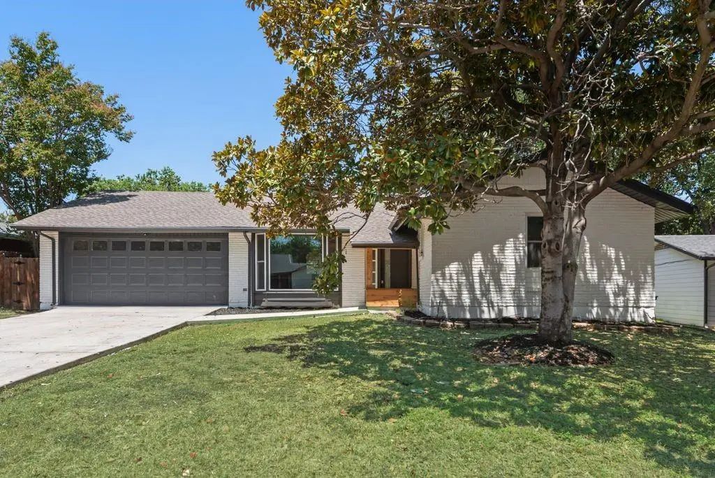 2017 Canterbury Street, Irving