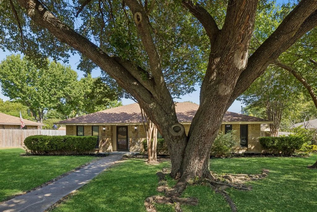 117 Wesley Drive, DeSoto