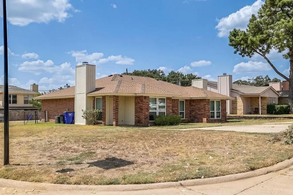 113 Oak Wood Lane, Kennedale