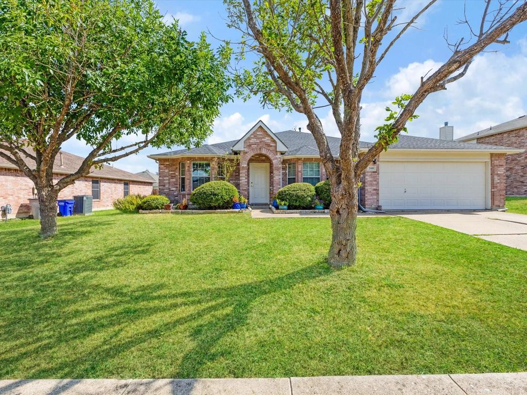 2108 Aster Trail, Forney