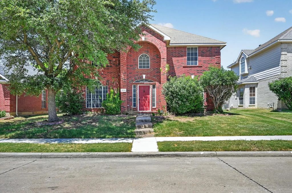 1225 Sam Dennis Drive, Lewisville