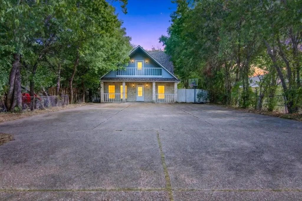 1920 S 15th Street, Waco