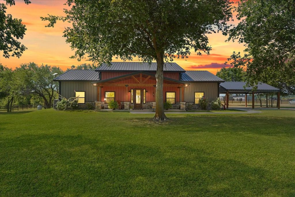 9861 Fm-66, Maypearl