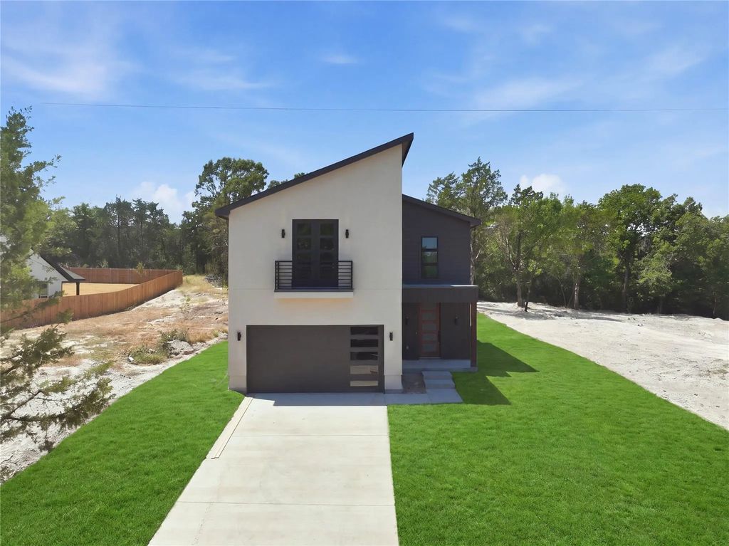 5743 Plum Dale Road, Dallas