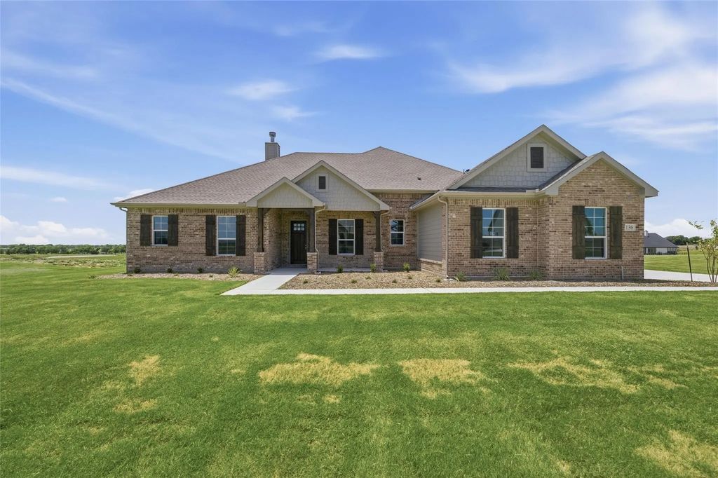 136 Hillview Trail, Decatur