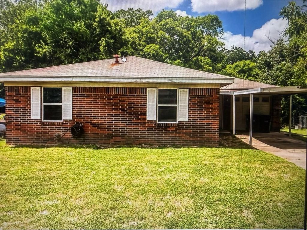 4001 Hiland, Waco