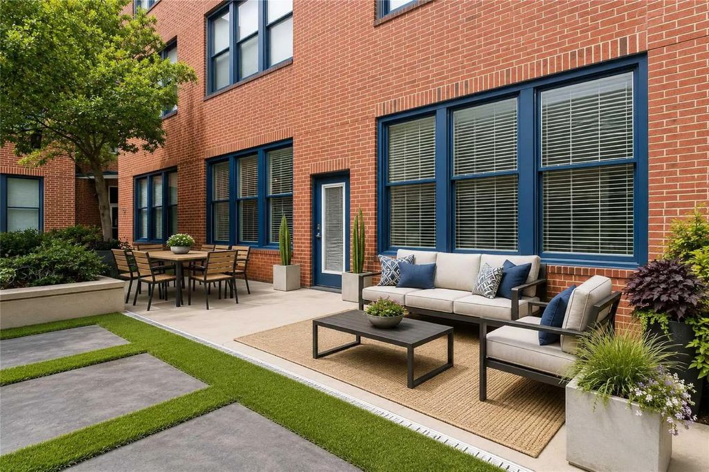 2502 Live Oak Street 104, Dallas