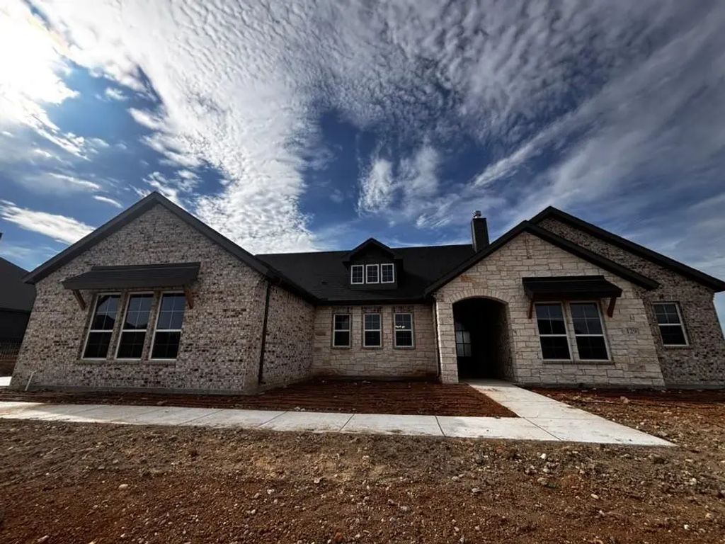 129 Pheasant Run Drive, New Fairview