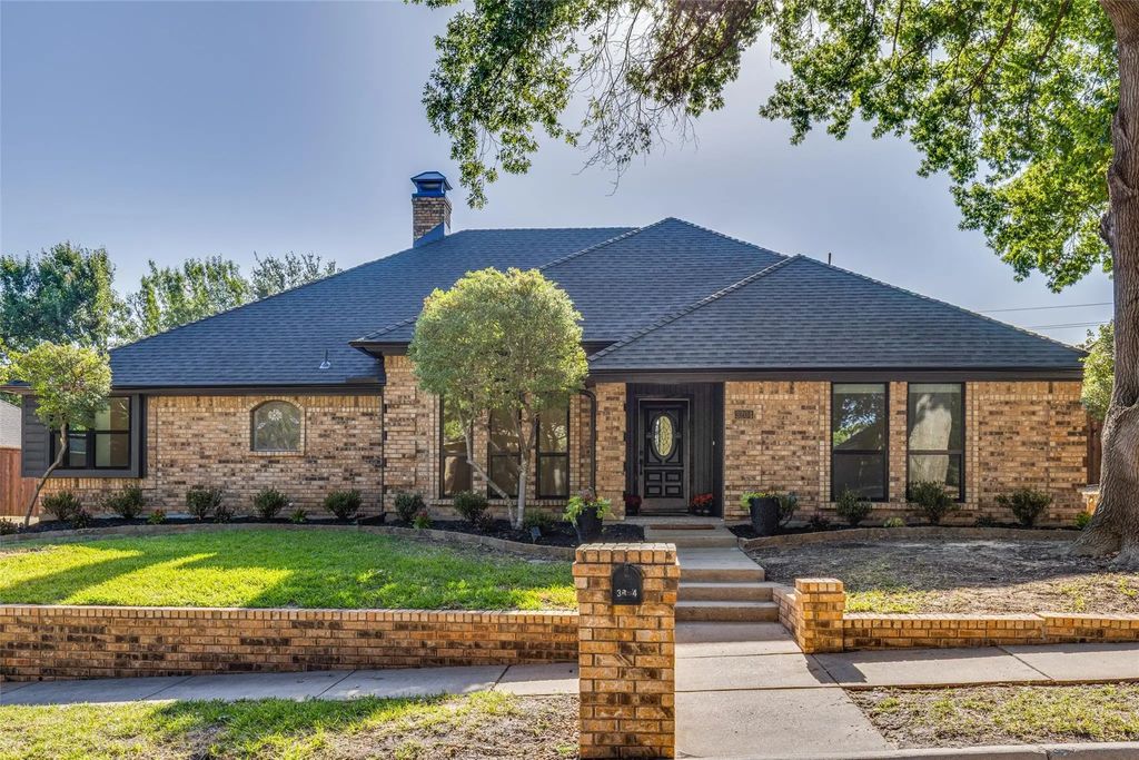 3204 Channing Lane, Bedford