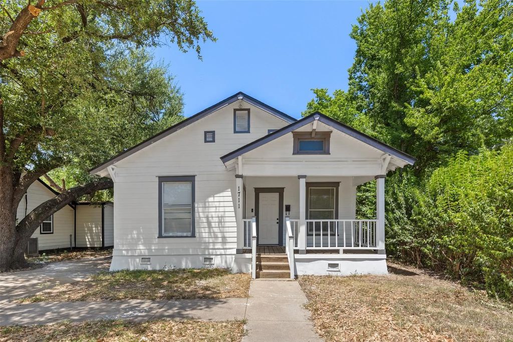 1711 Wood Avenue, Waco