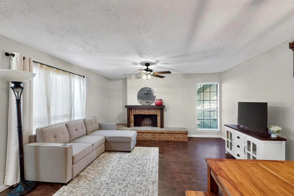 9611 Walnut Street 1105, Dallas