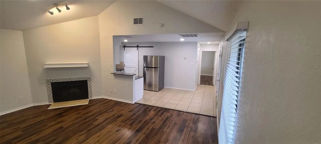 17811 Farley Trail, Dallas