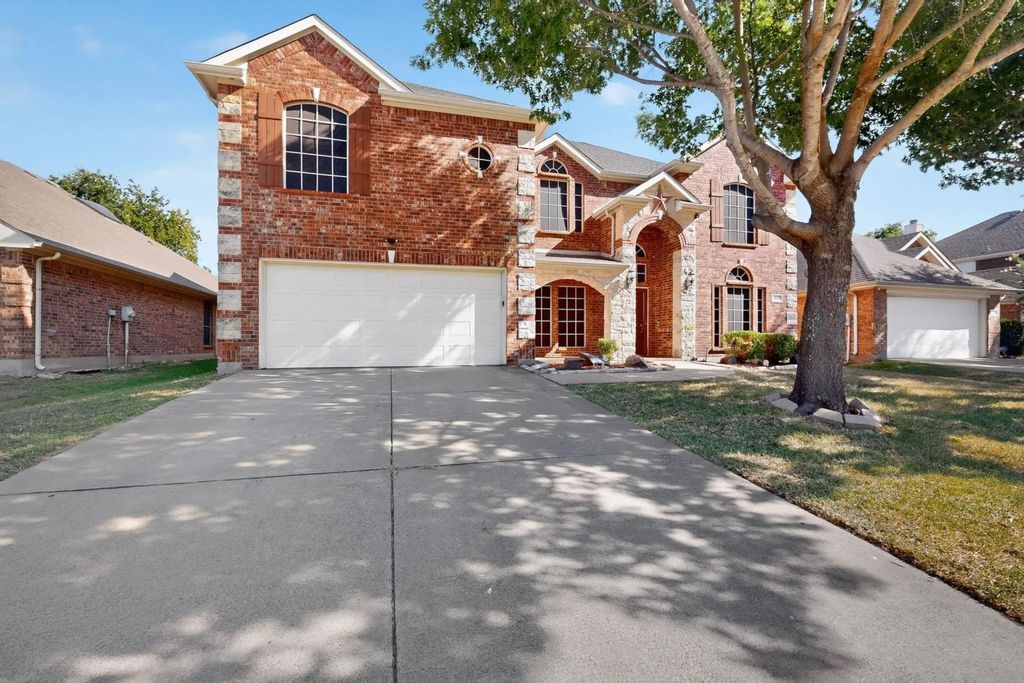 5919 Ridgeway Drive, Grand Prairie