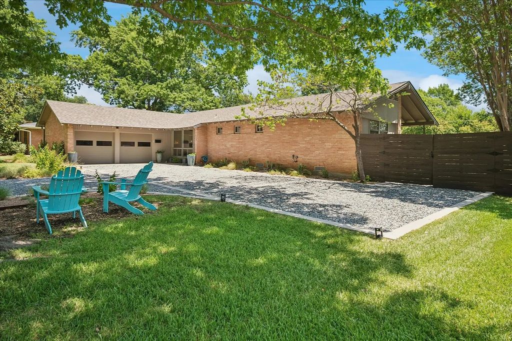 10816 Pinocchio Drive, Dallas