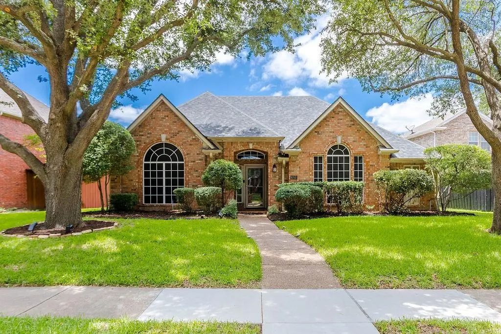 6745 Patrick Lane, Plano