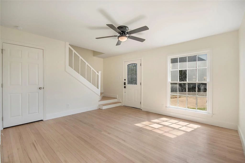 305 N Oak Cliff Boulevard, Dallas