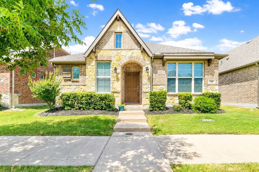 7304 Elm Grove Lane, Little Elm