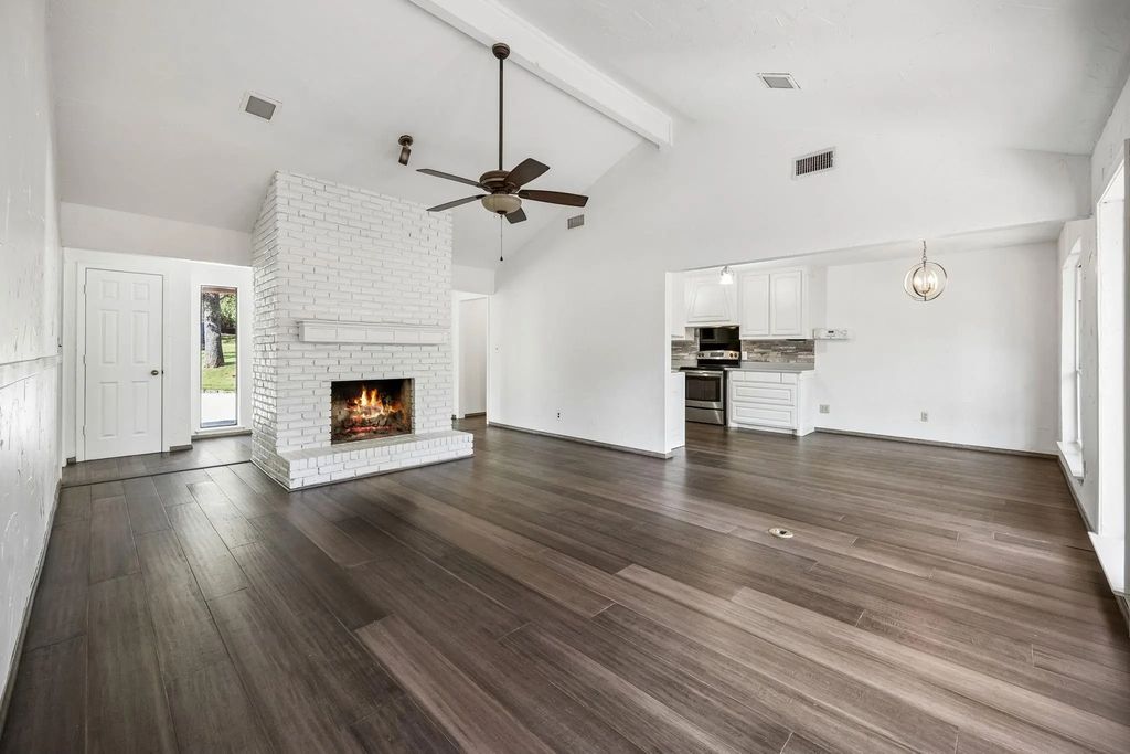 4406 Rain Forest Drive, Arlington